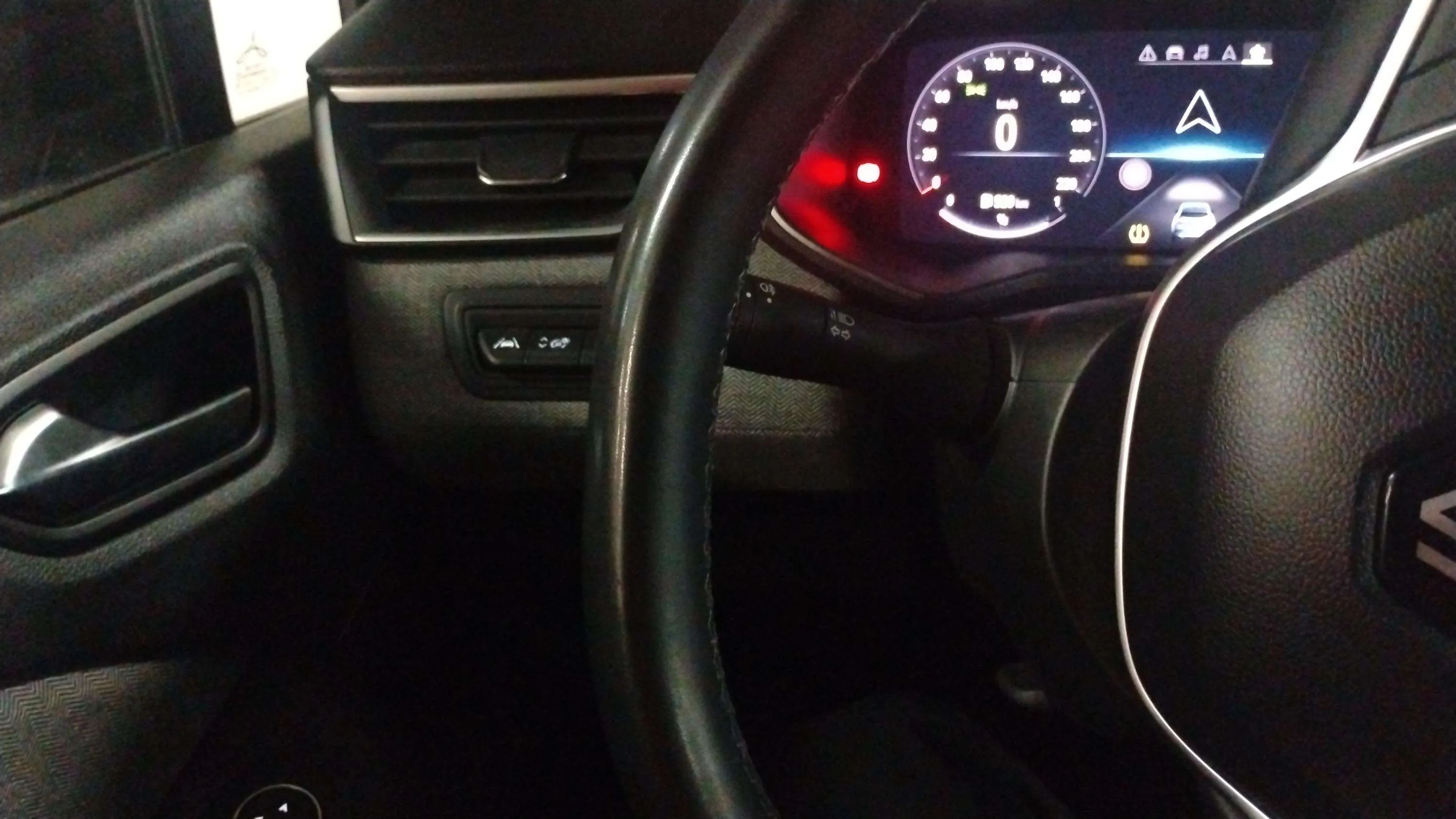 Renault Clio Techno TCe 90 - foto 21