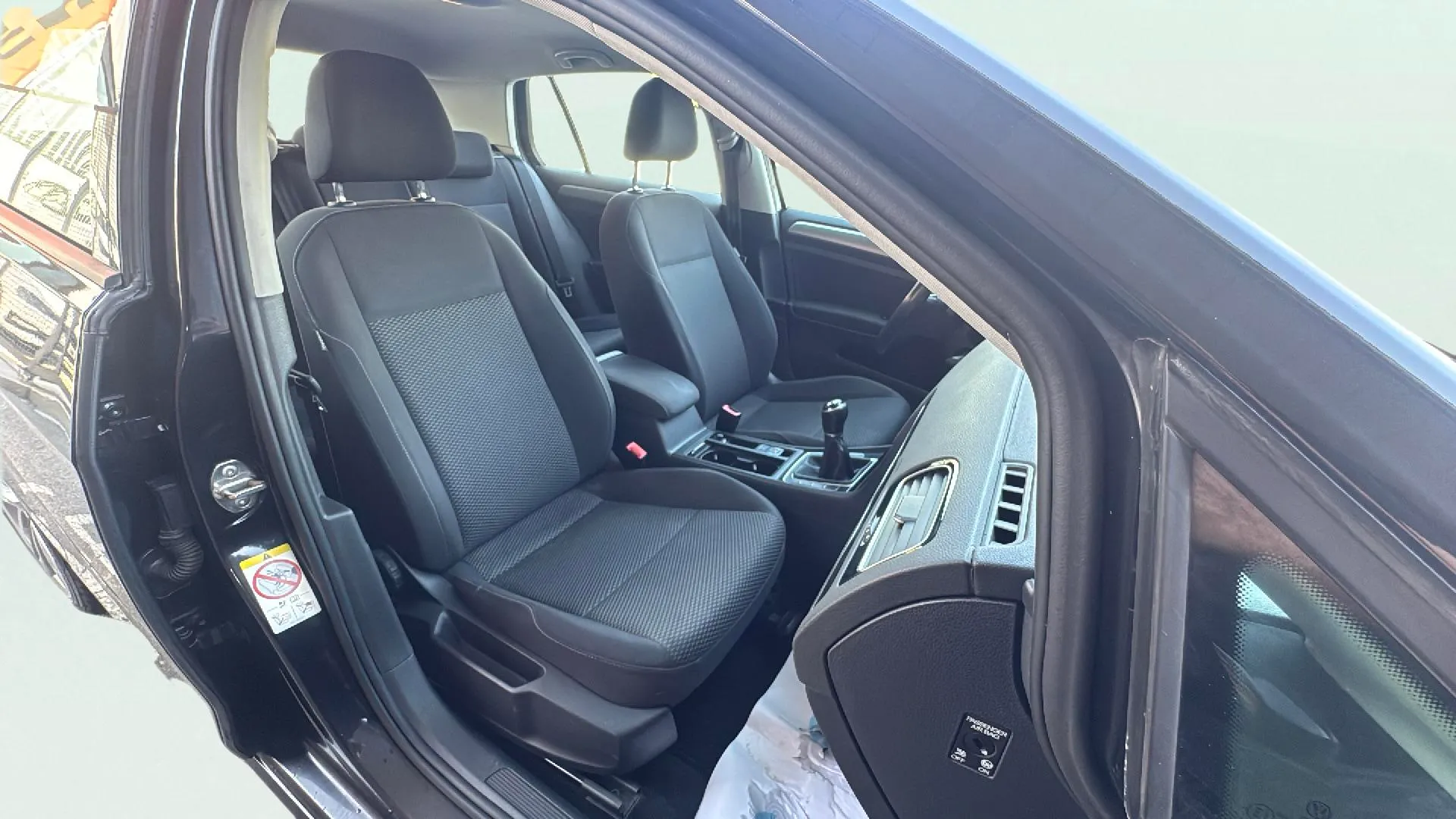 Volkswagen Golf Advance 1.6 TDI BMT - foto 7