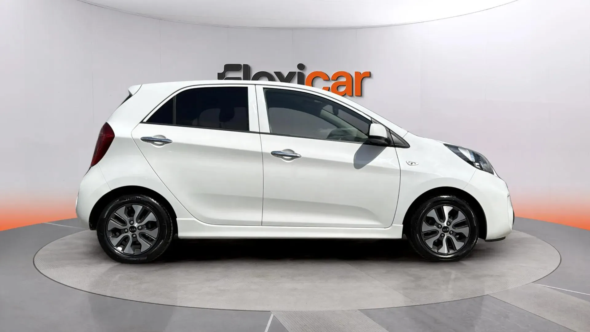 Kia Picanto 1.0 Cvvt GT Line - foto 8