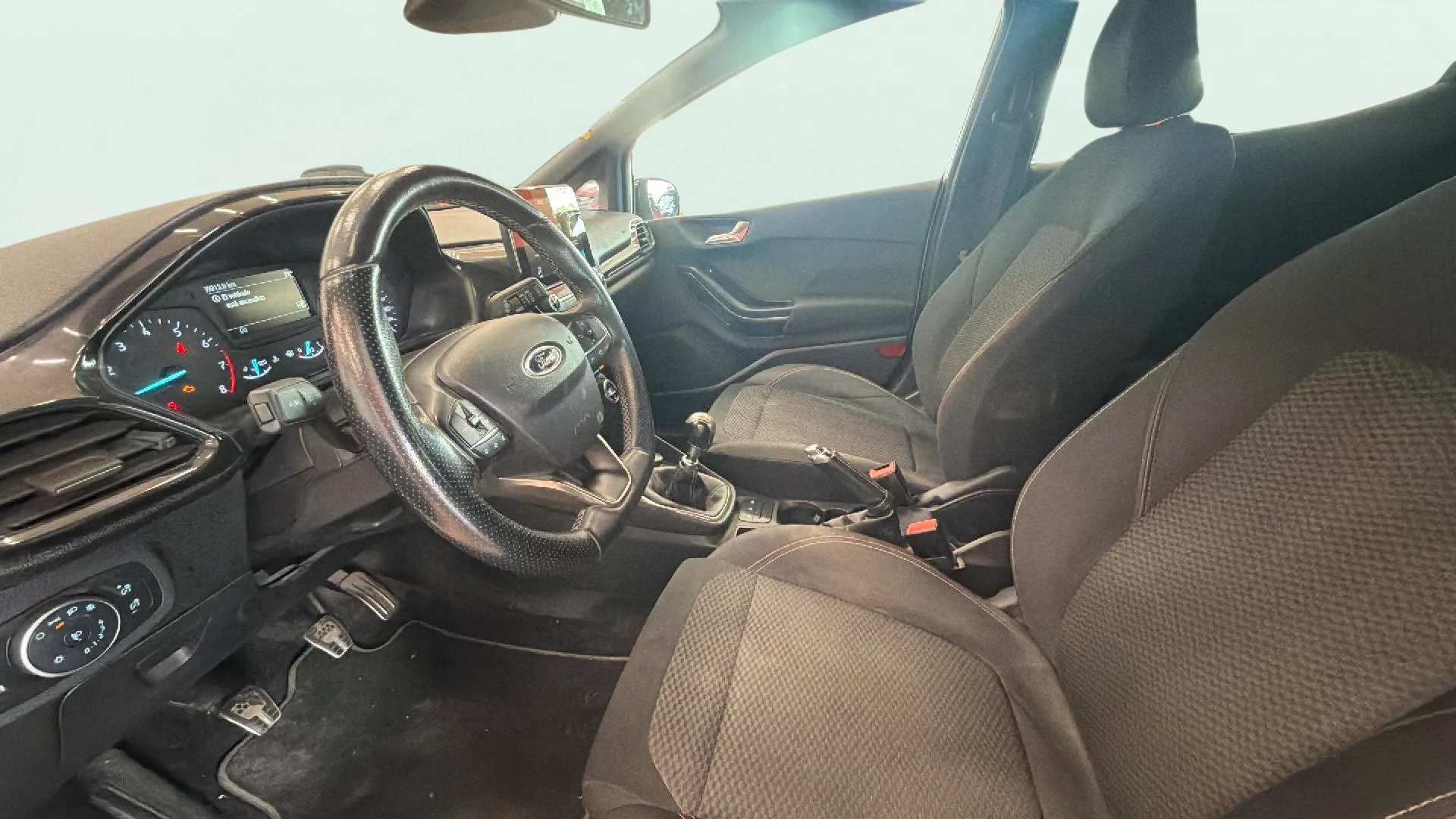 Ford Fiesta 1.0 EcoBoost ST-Line - foto 10