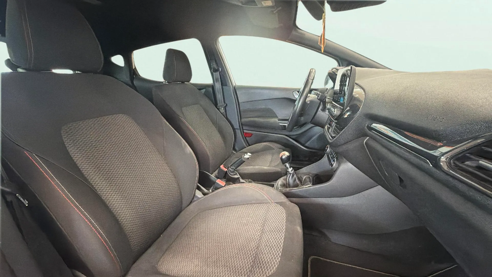 Ford Fiesta 1.0 EcoBoost ST-Line - foto 11