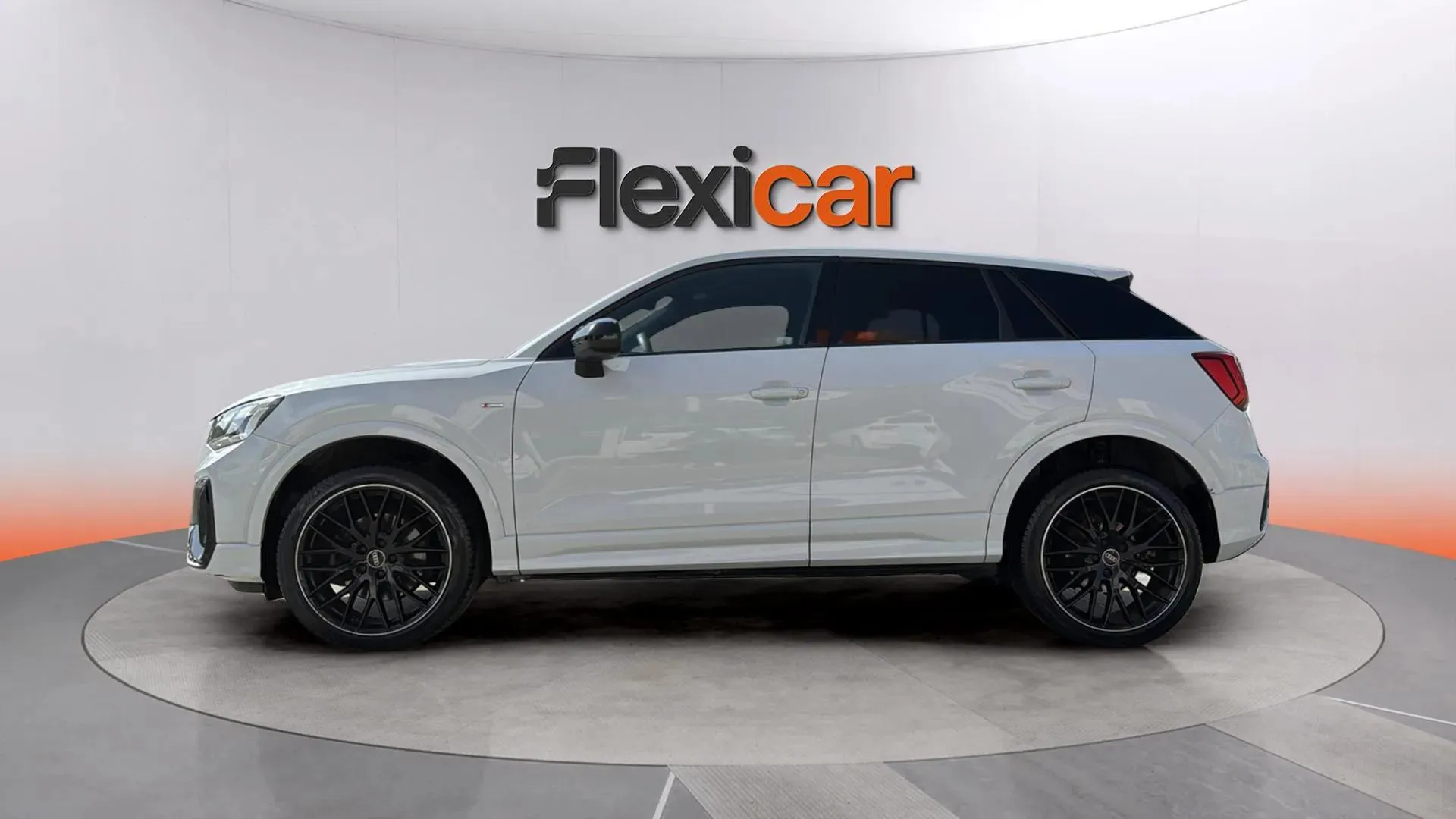 Audi Q2 Black Line 35 TFSI S tronic - foto 4