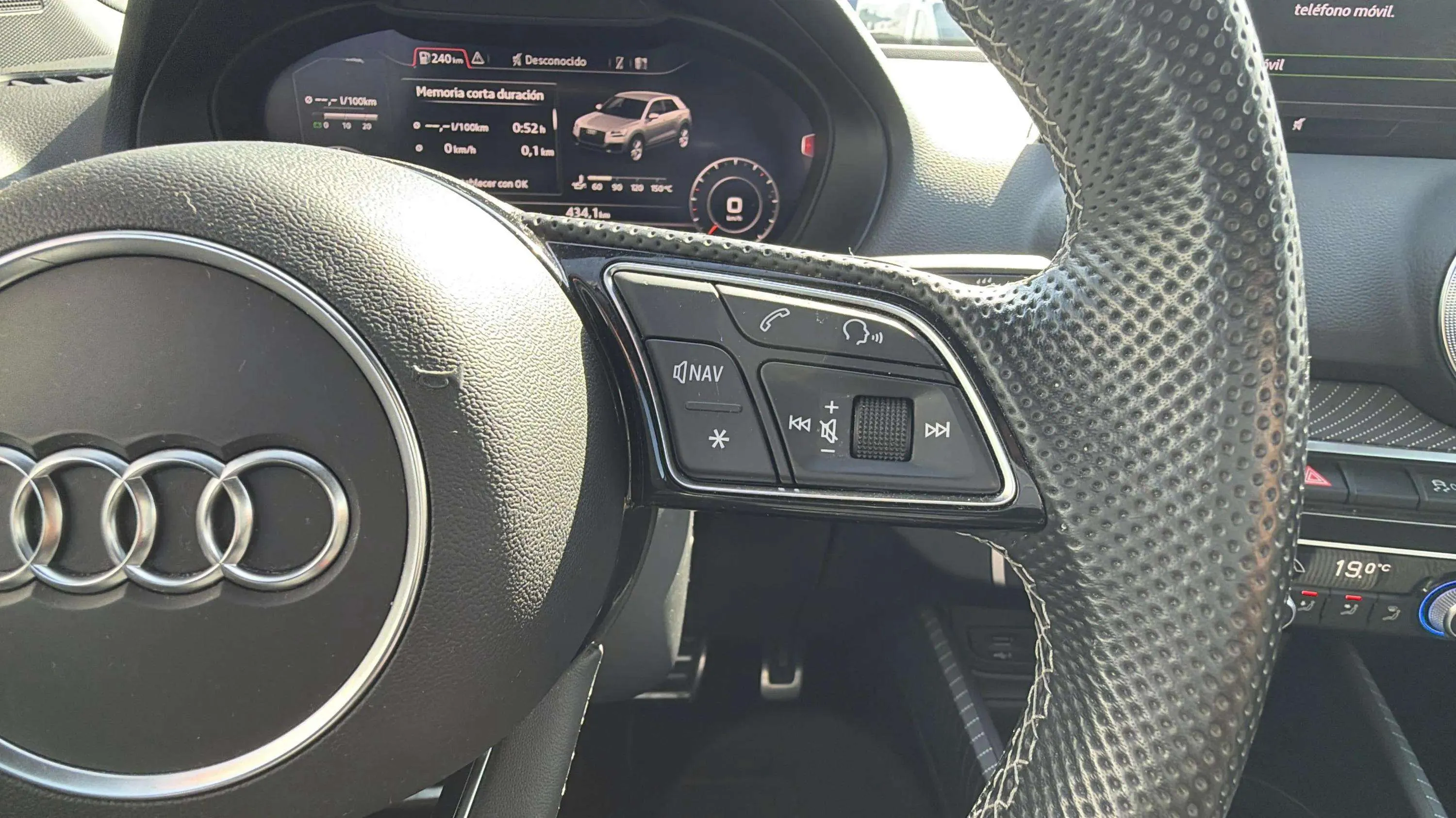 Audi Q2 Black Line 35 TFSI S tronic - foto 14