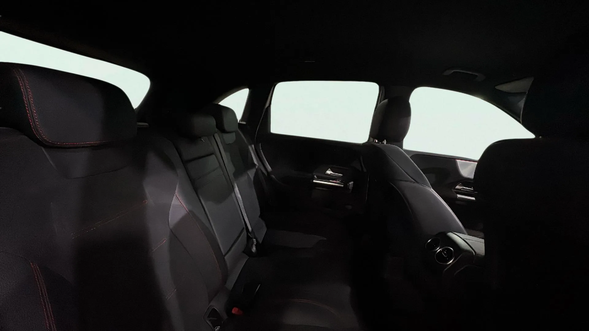 Mercedes-Benz Clase B B 200 d - foto 14