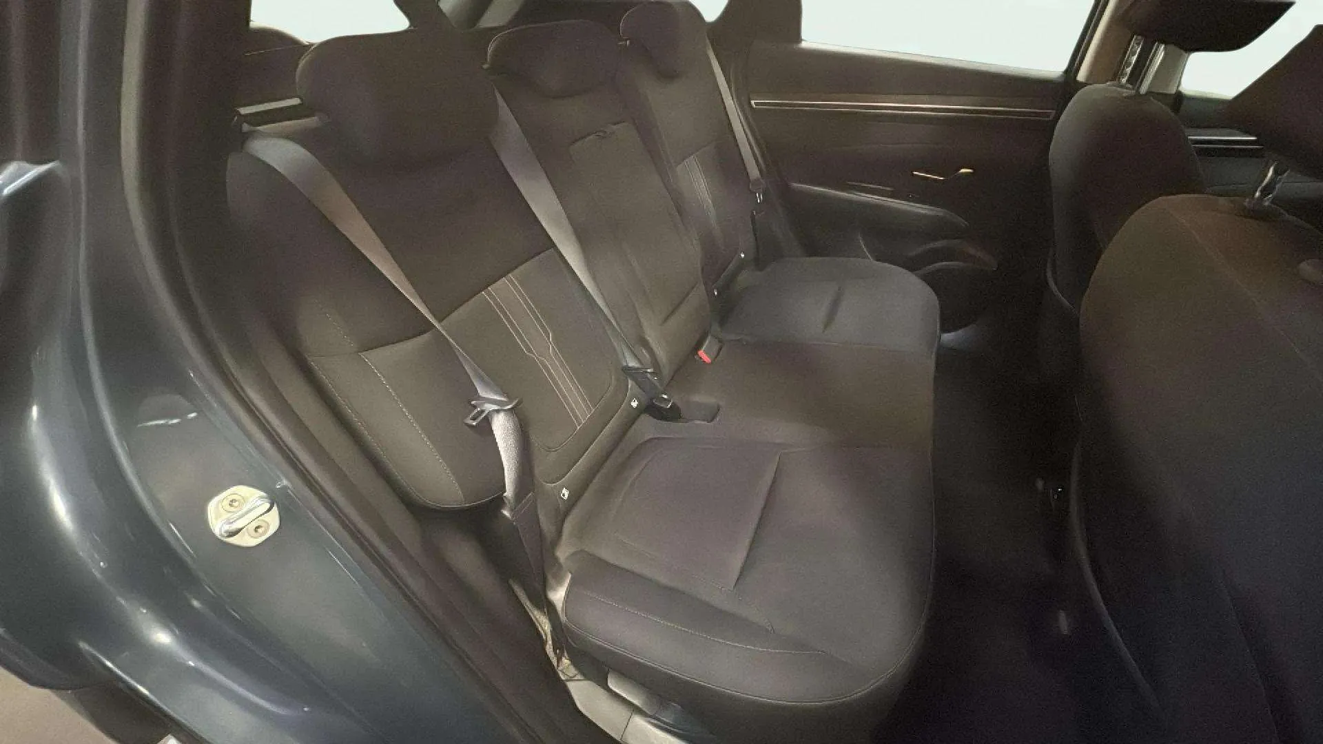 Hyundai Tucson 1.6 T-GDi HEV Maxx - foto 19