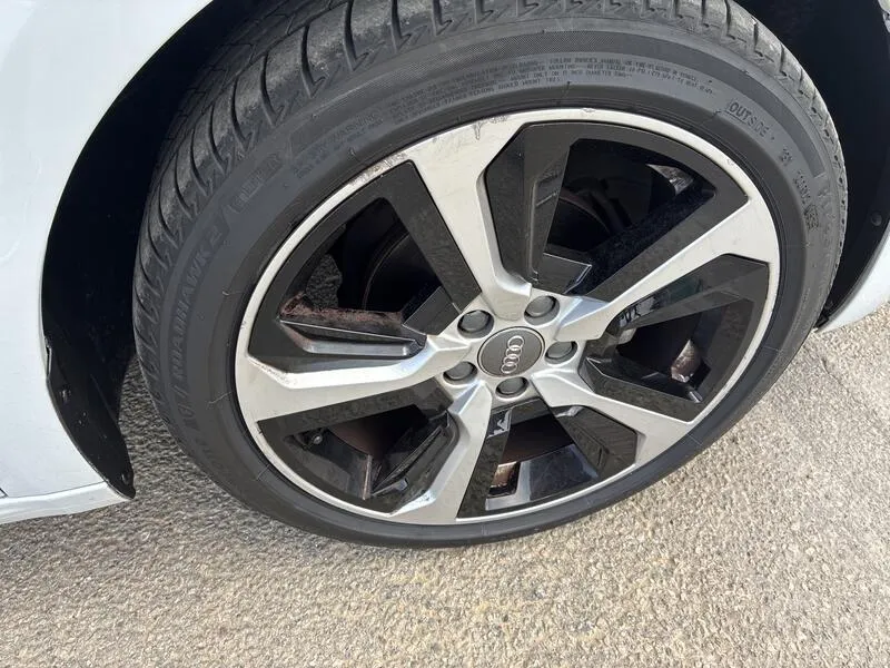 Audi A1 25 TFSI - foto 17