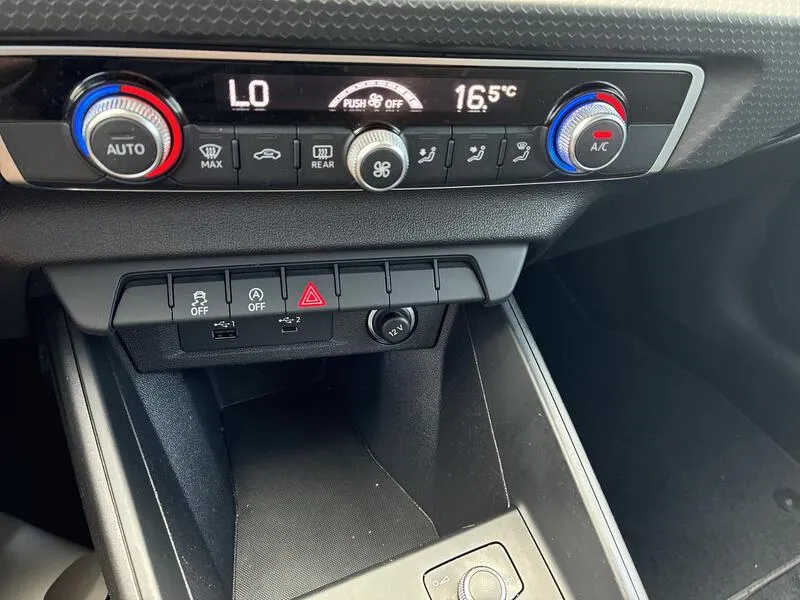 Audi A1 25 TFSI - foto 36