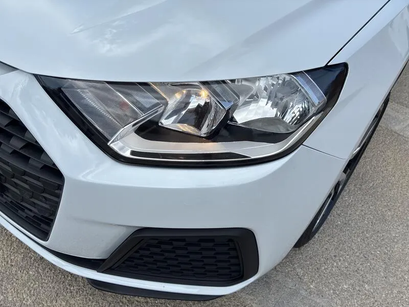 Audi A1 25 TFSI - foto 10