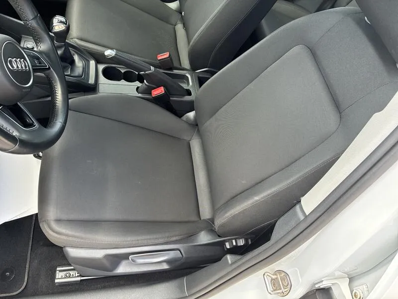 Audi A1 25 TFSI - foto 29