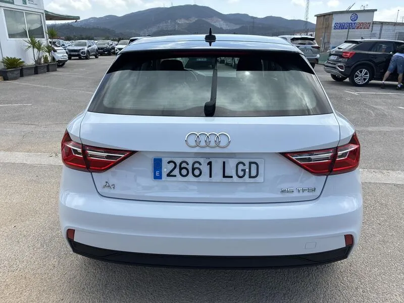Audi A1 25 TFSI - foto 5