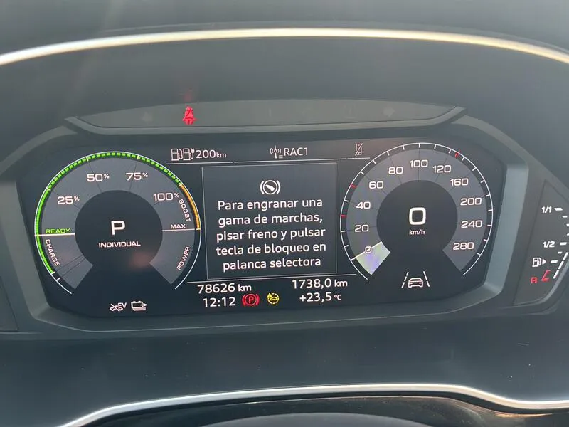 Audi Q3 45 TFSI e Advanced - foto 37