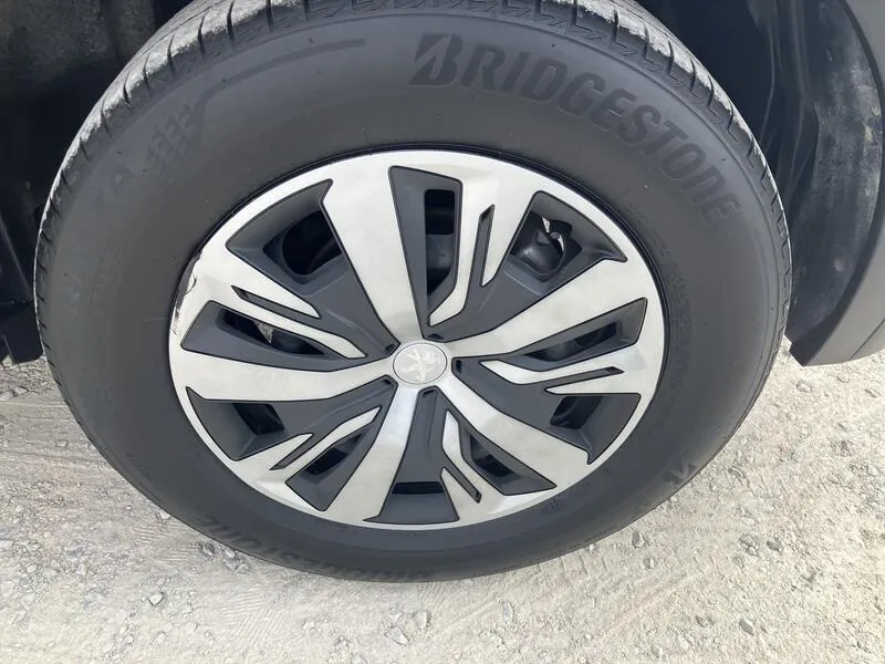 Peugeot 2008 BlueHDi Active - foto 16