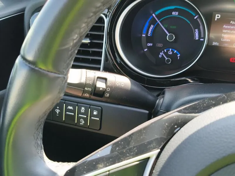 Kia XCeed 1.6 GDi eDrive - foto 33