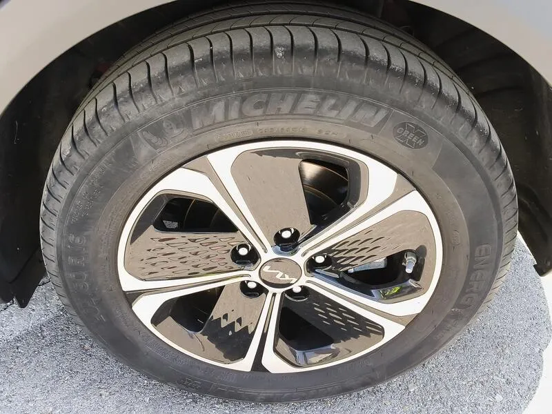 Kia XCeed 1.6 GDi eDrive - foto 12