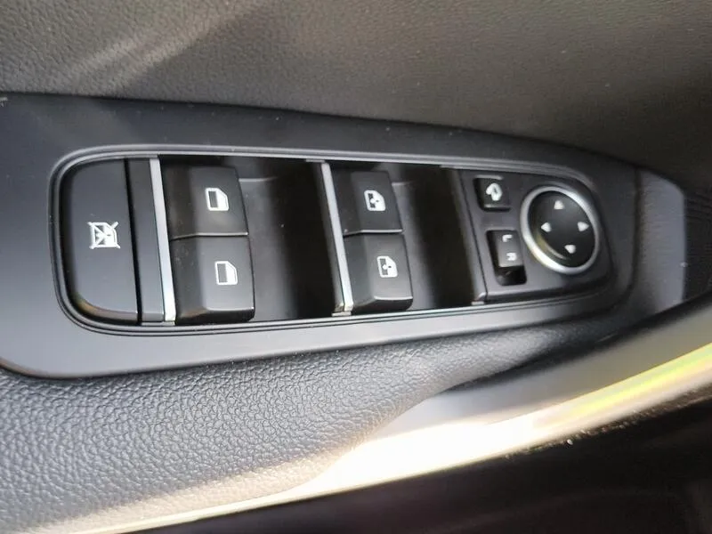 Kia XCeed 1.6 GDi eDrive - foto 28