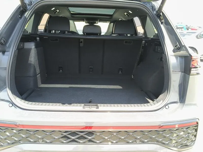 Volkswagen Tayron 1.5 TSI R-Line - foto 21