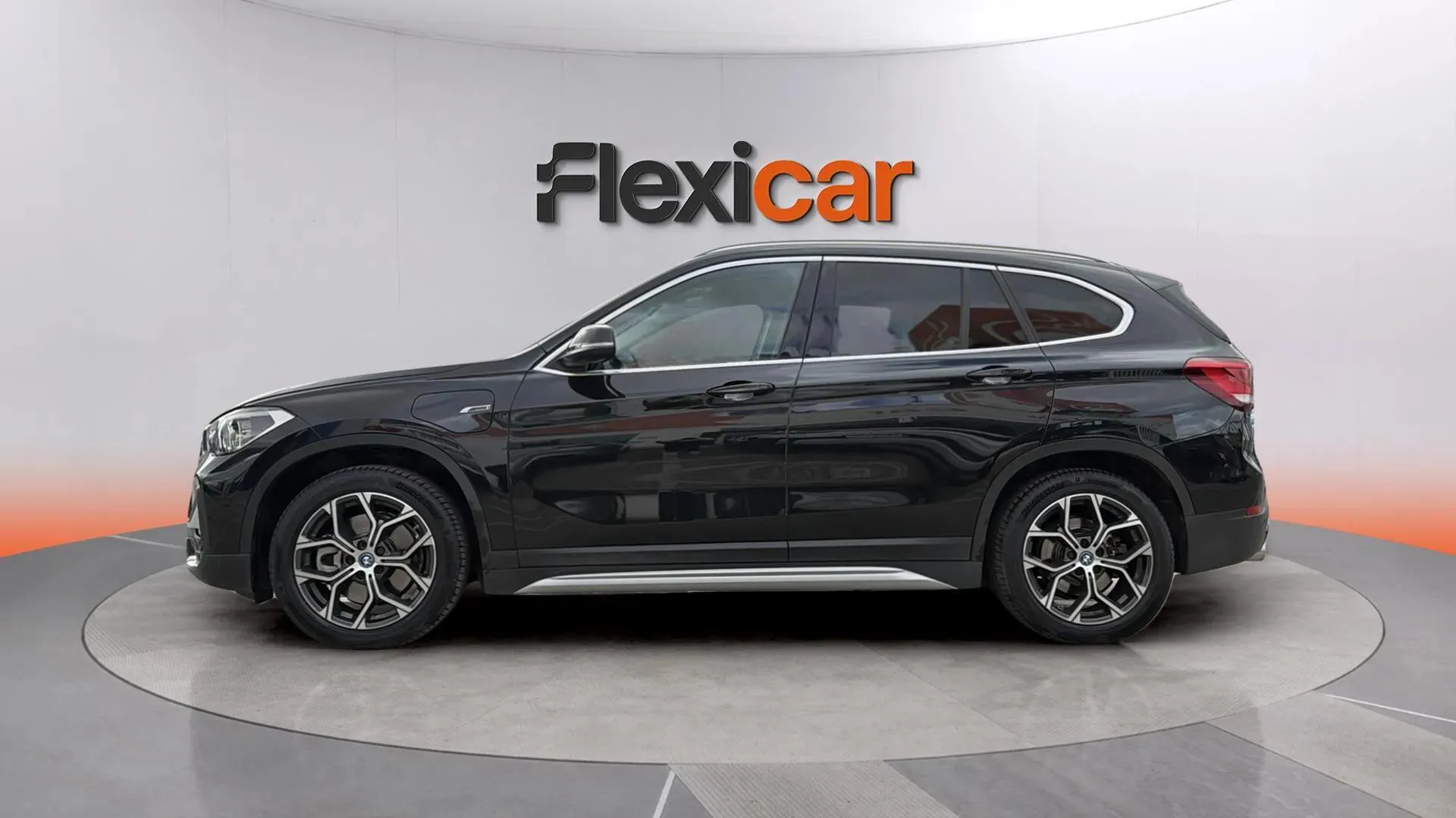 BMW X1 xDrive25e - foto 4