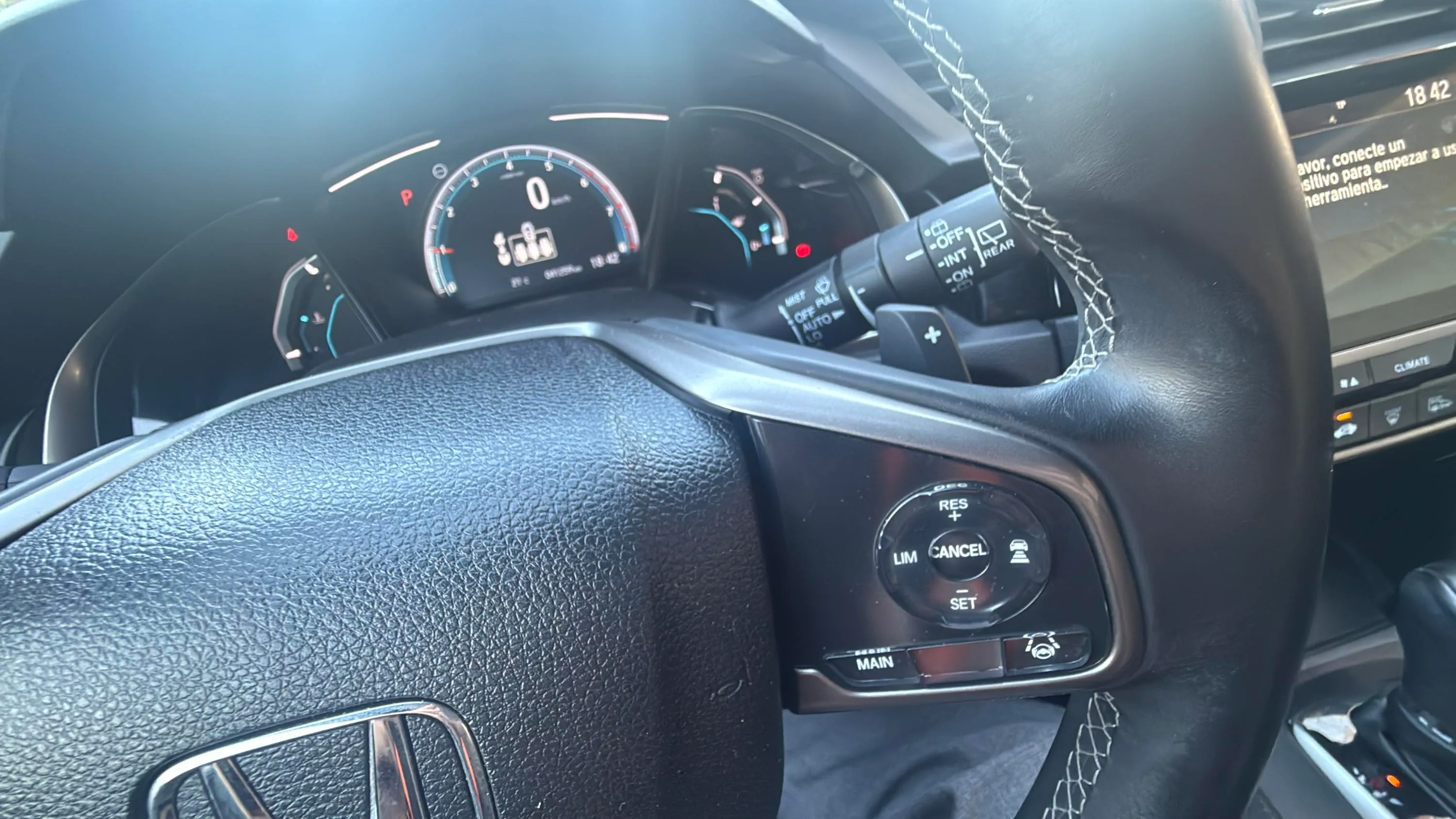 Honda Civic 1.0 I-VTEC Turbo CVT Elegance NAV - foto 18