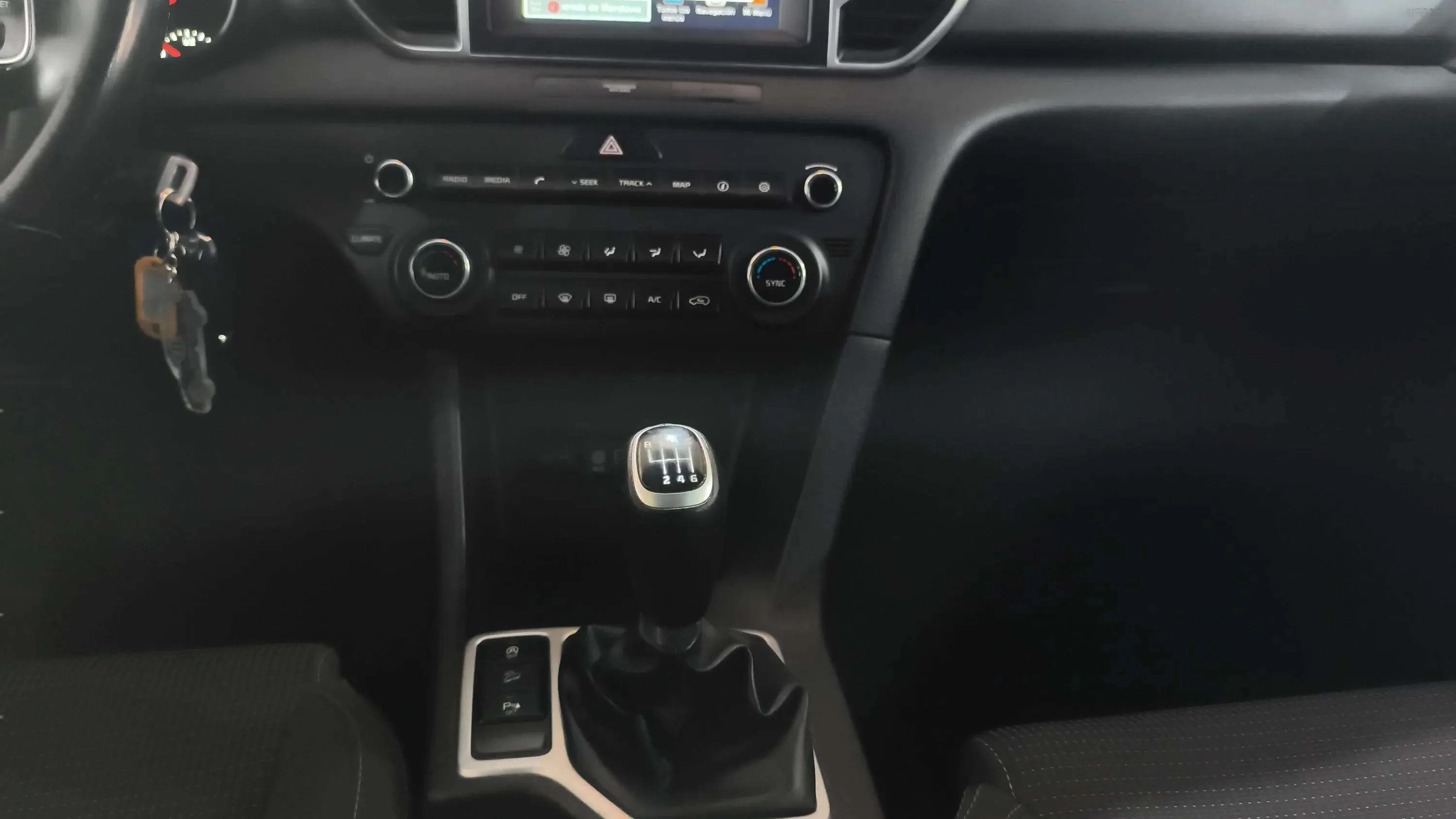 Kia Sportage 1.7 CRDi VGT x-Tech18 4x2 Eco-Dyn - foto 10