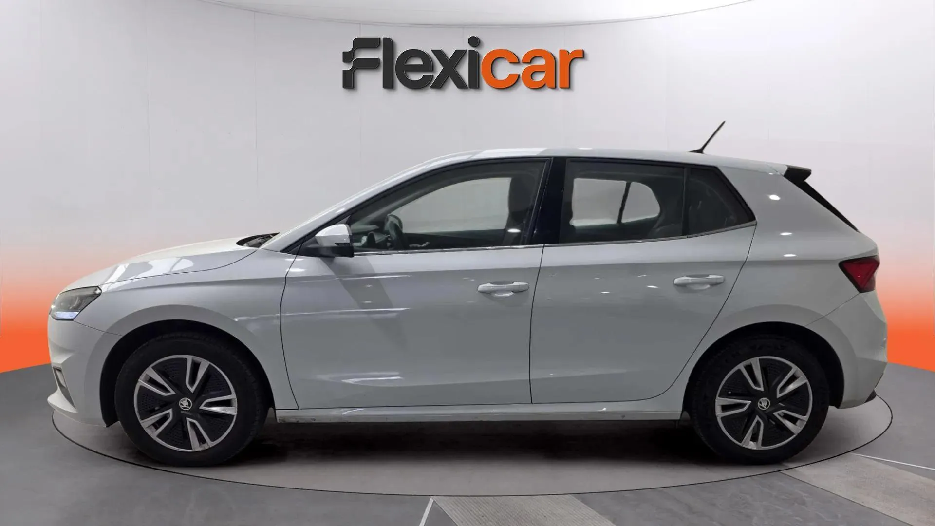 Škoda Fabia 1.5 TSI DSG Design - foto 3