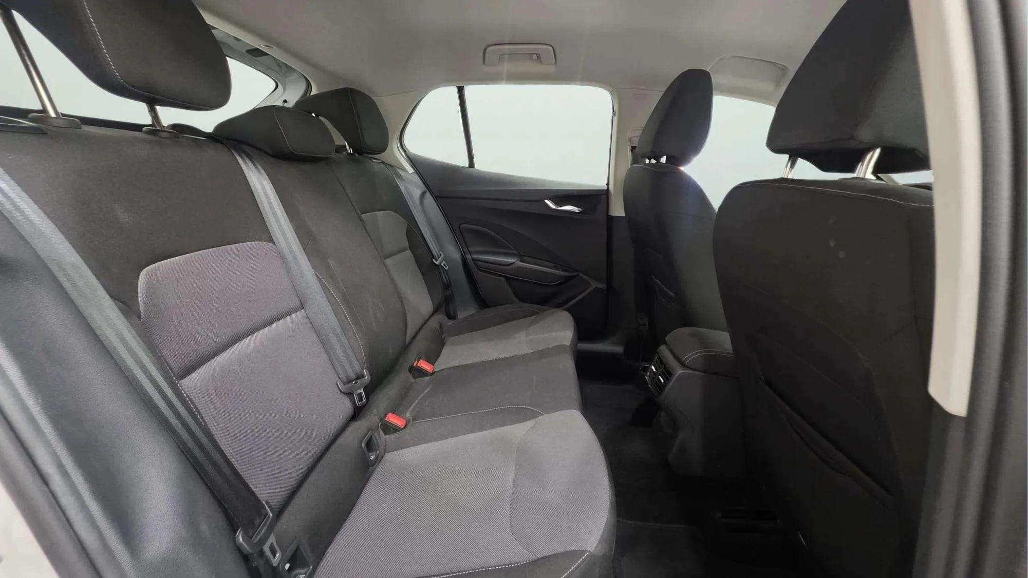 Škoda Fabia 1.5 TSI DSG Design - foto 12