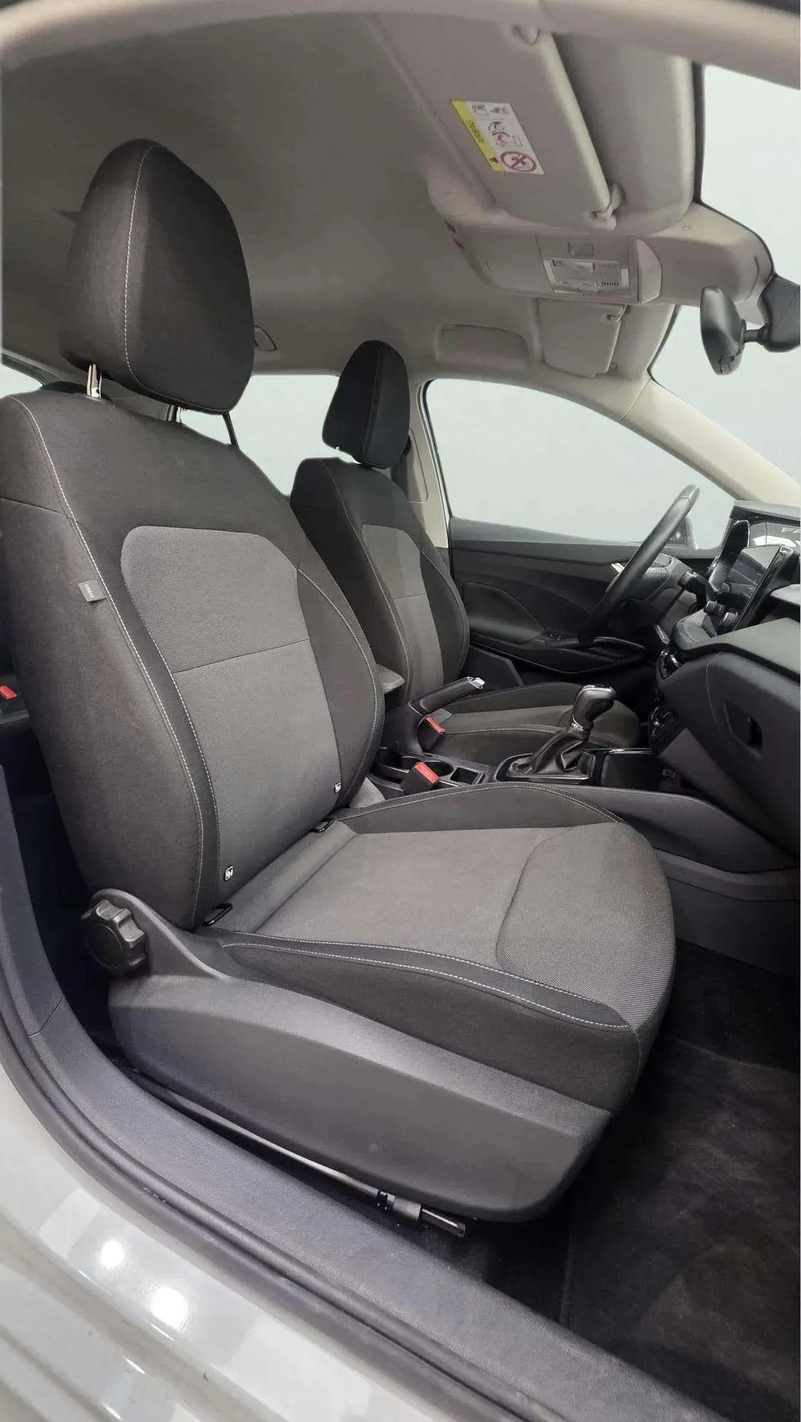Škoda Fabia 1.5 TSI DSG Design - foto 10