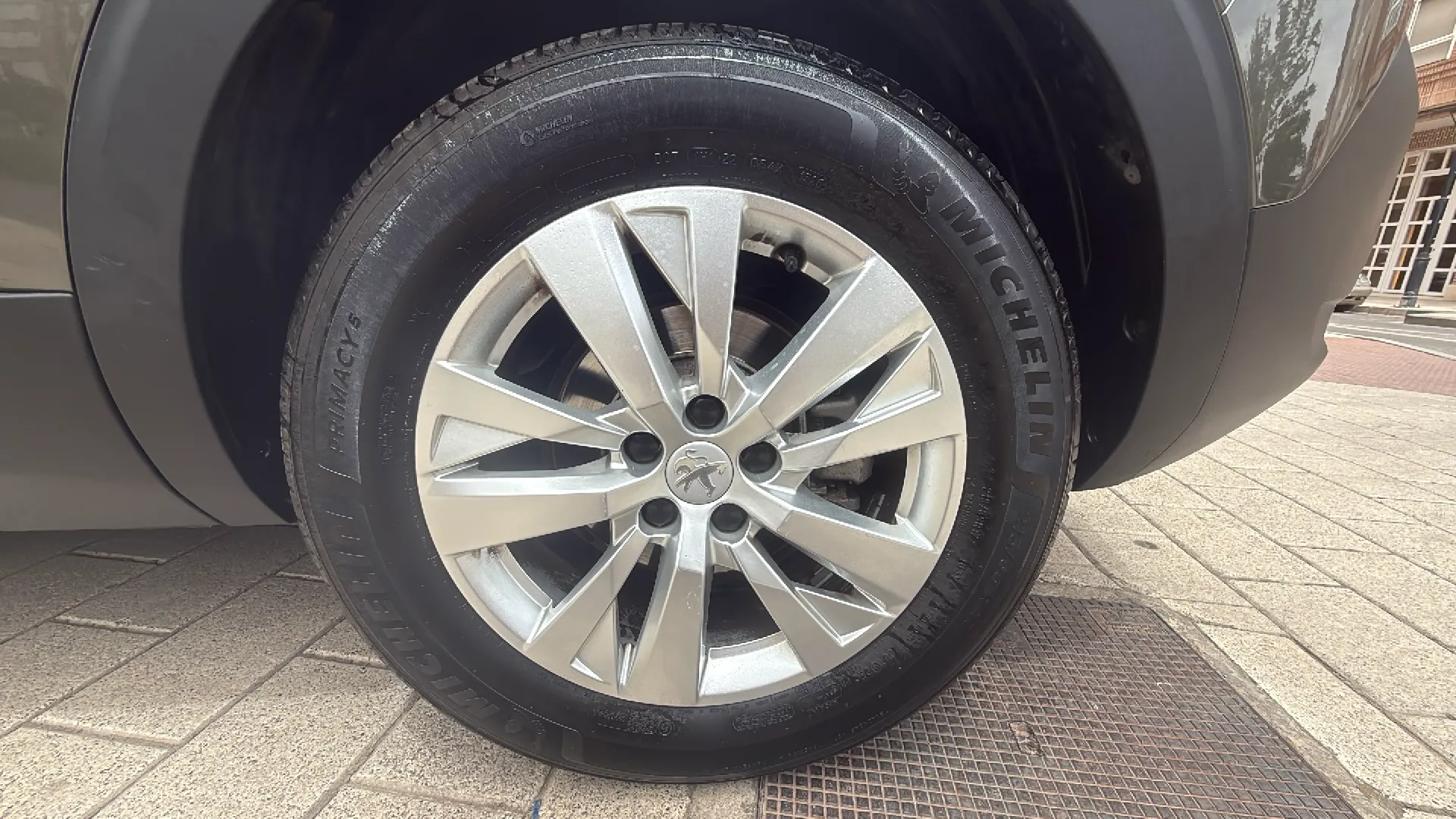 Peugeot 5008 Active 1.5L BlueHDi - foto 17