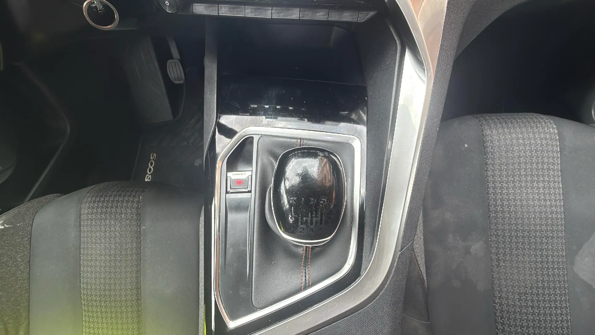 Peugeot 5008 Active 1.5L BlueHDi - foto 10