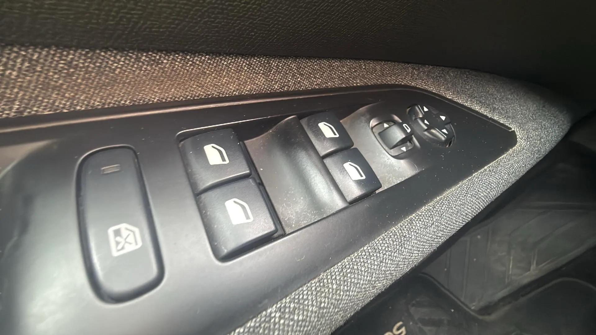 Peugeot 5008 Active 1.5L BlueHDi - foto 21