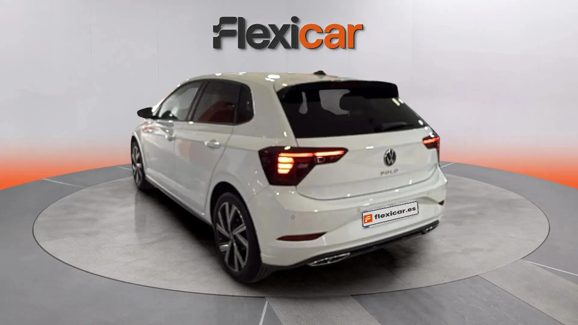Volkswagen Polo R-Line 1.0 TSI DSG - foto 5