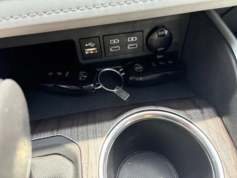 Toyota Highlander Advance - foto 39