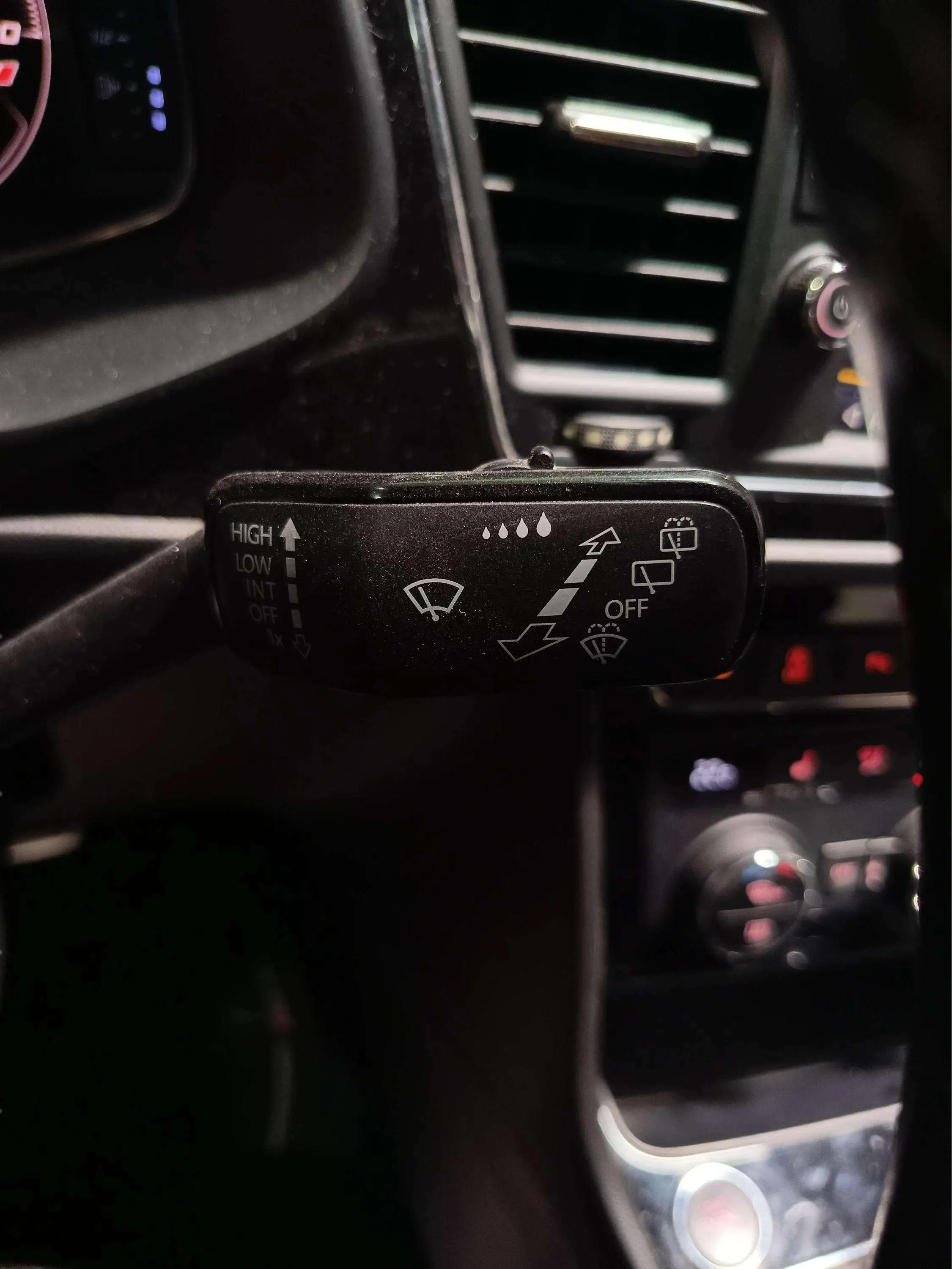 SEAT León ST 2.0 TSI DSG-6 Cupra - foto 12