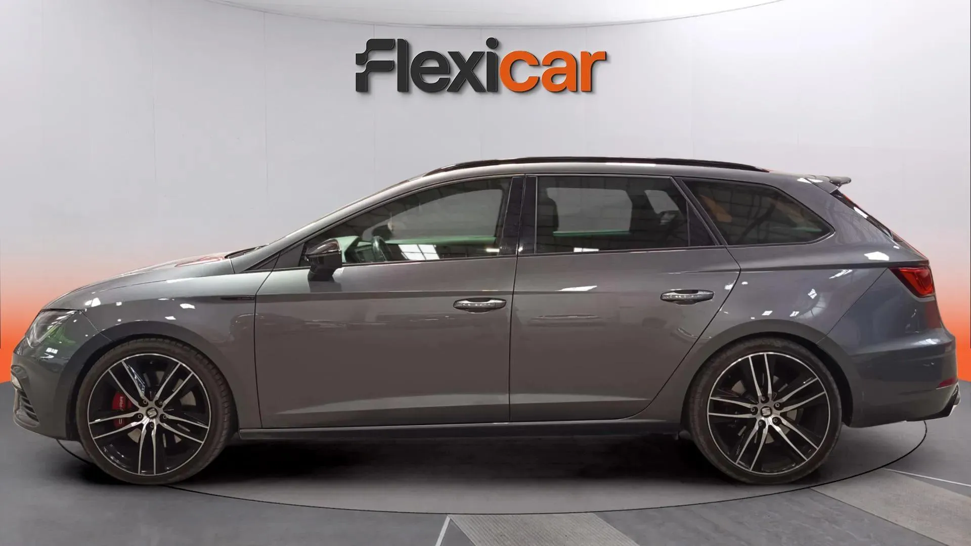 SEAT León ST 2.0 TSI DSG-6 Cupra - foto 4