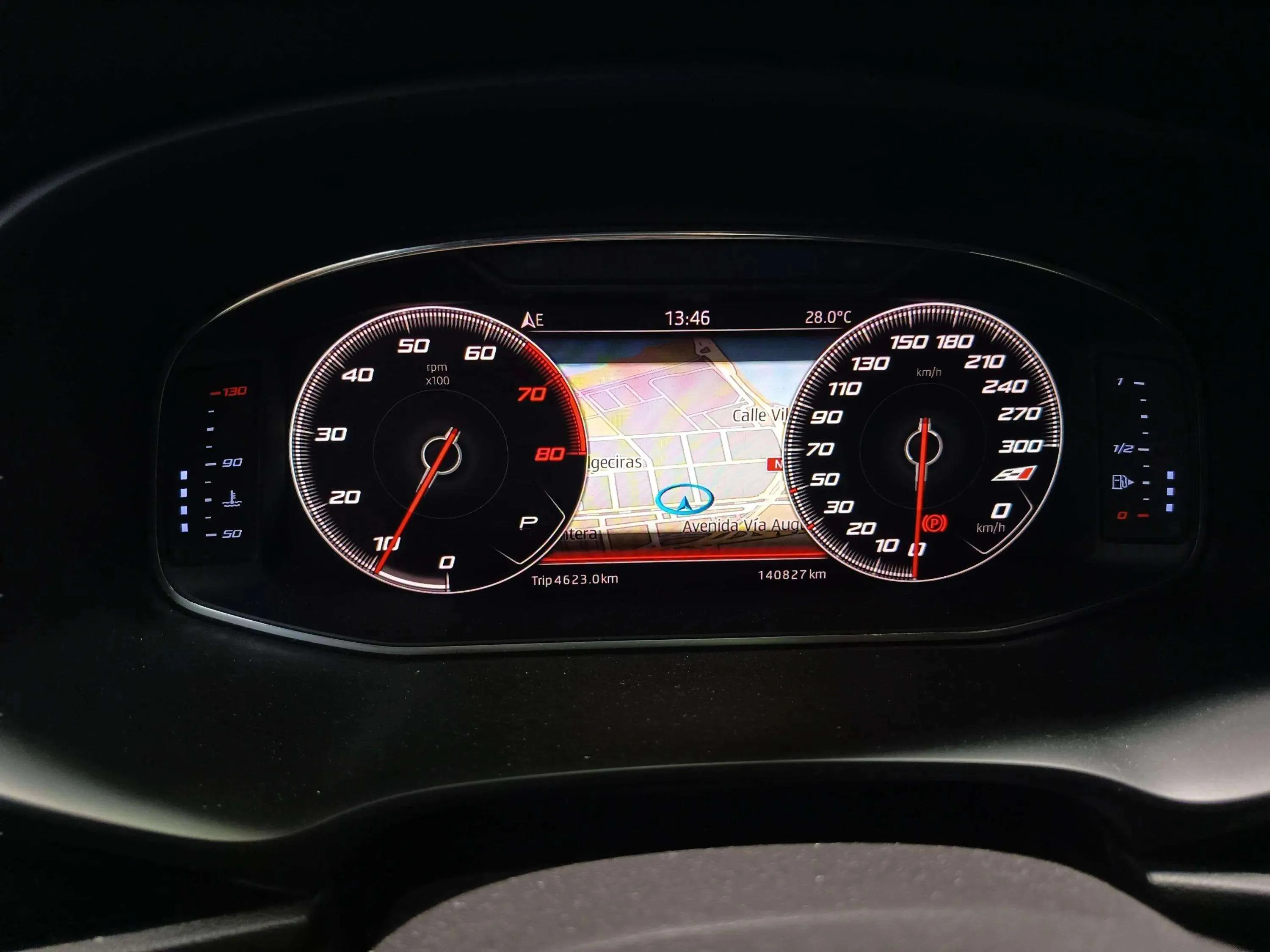 SEAT León ST 2.0 TSI DSG-6 Cupra - foto 11