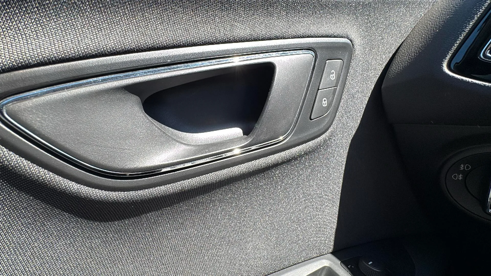 SEAT León ST 2.0 TDI DSG-7 St&sp FR - foto 20