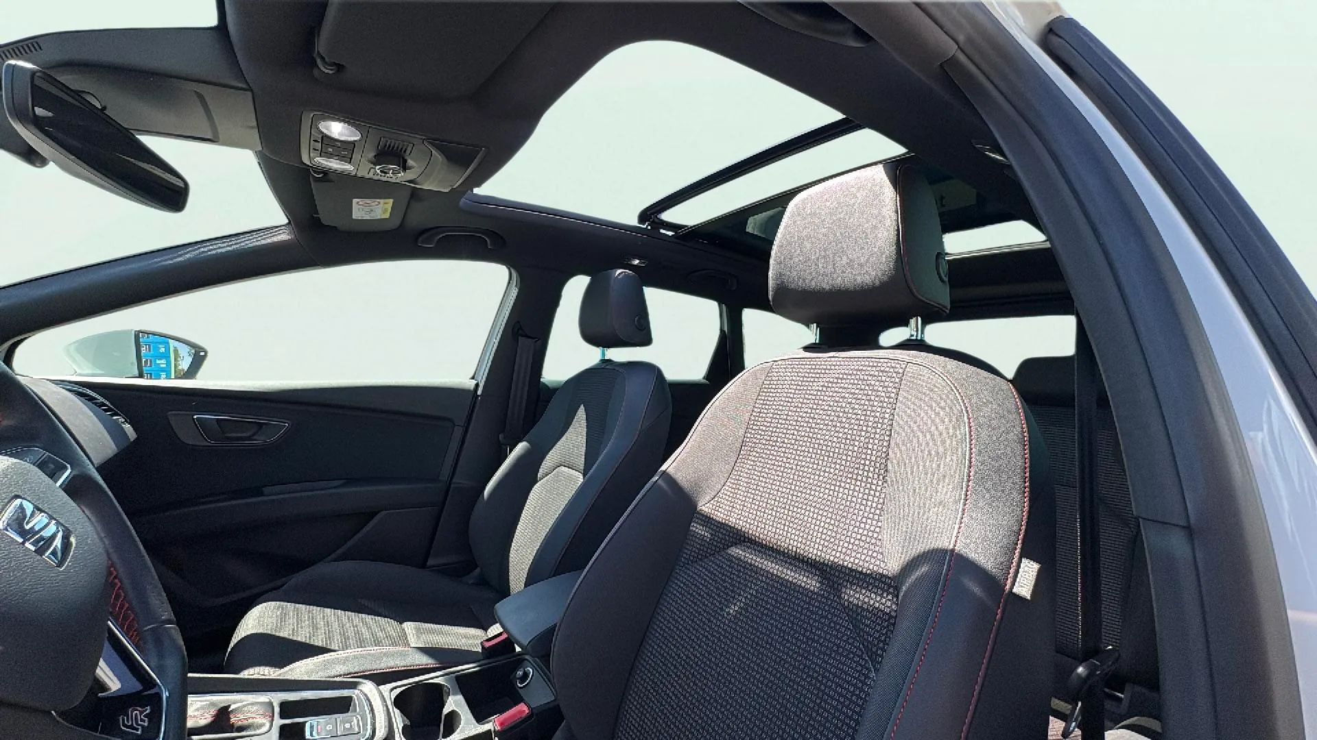 SEAT León ST 2.0 TDI DSG-7 St&sp FR - foto 29