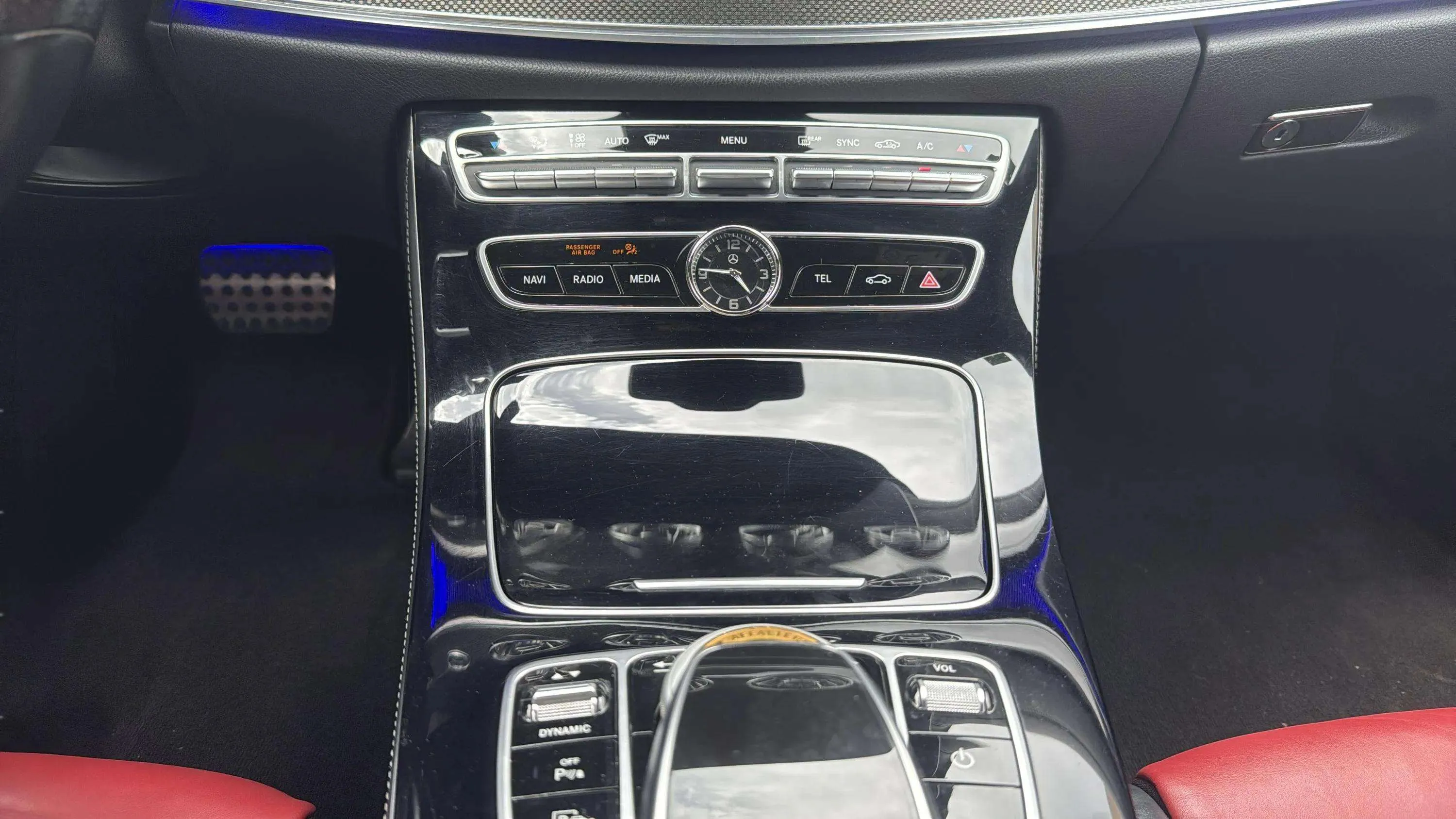 Mercedes-Benz Clase E Coupé E 220 d 4MATIC - foto 39
