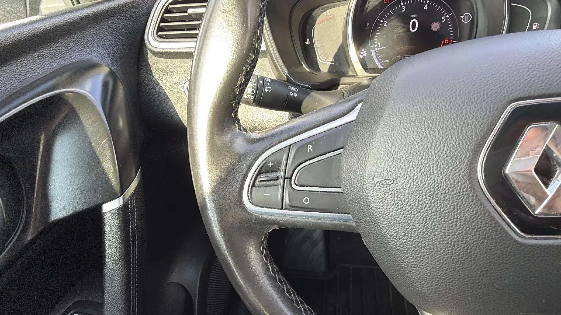 Renault Kadjar Zen GPF TCe - foto 13
