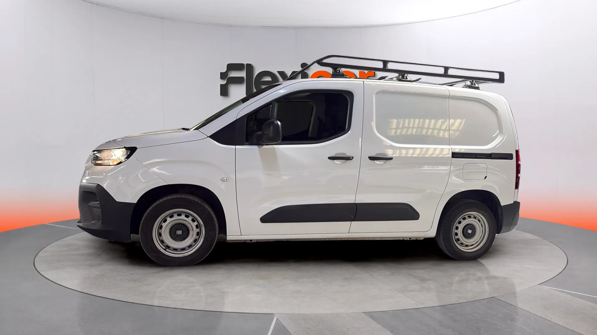 Fiat Doblò 1.5 diésel MT6 Talla M - foto 4