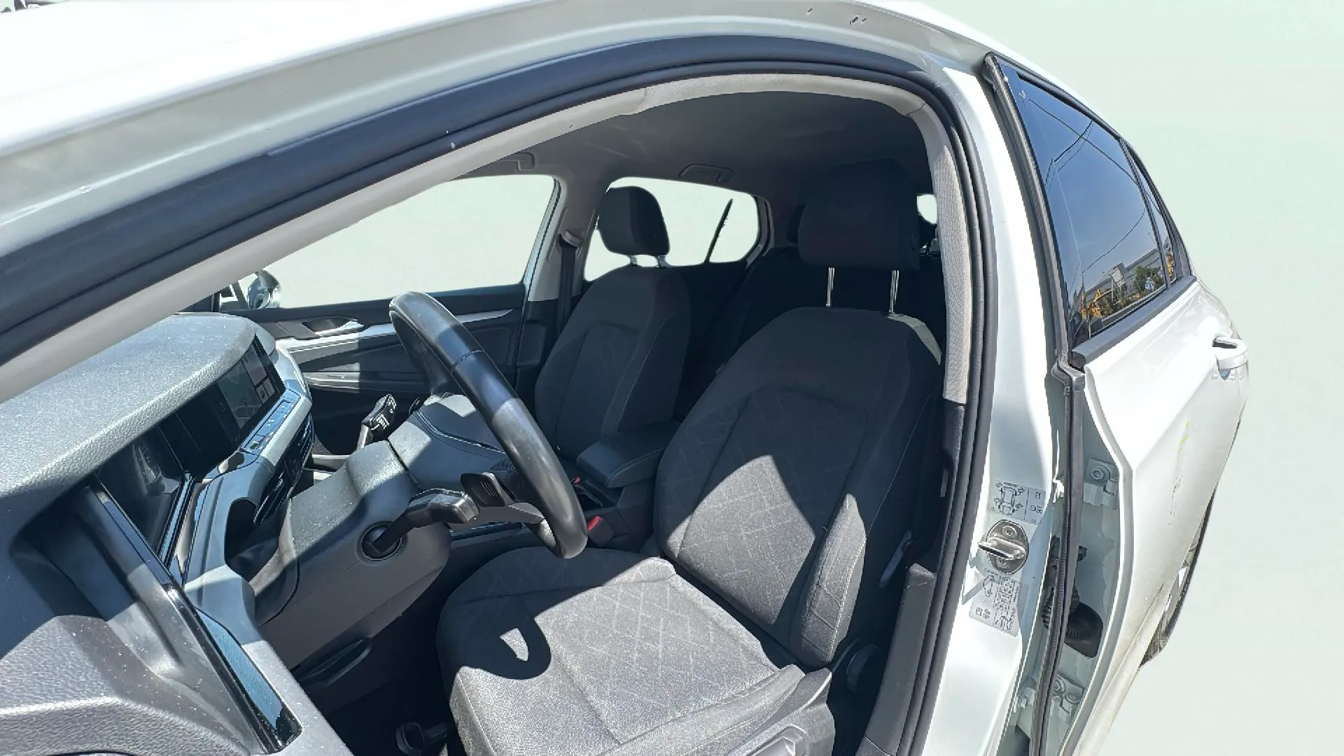 Volkswagen Golf Life 1.0 eTSI DSG - foto 9