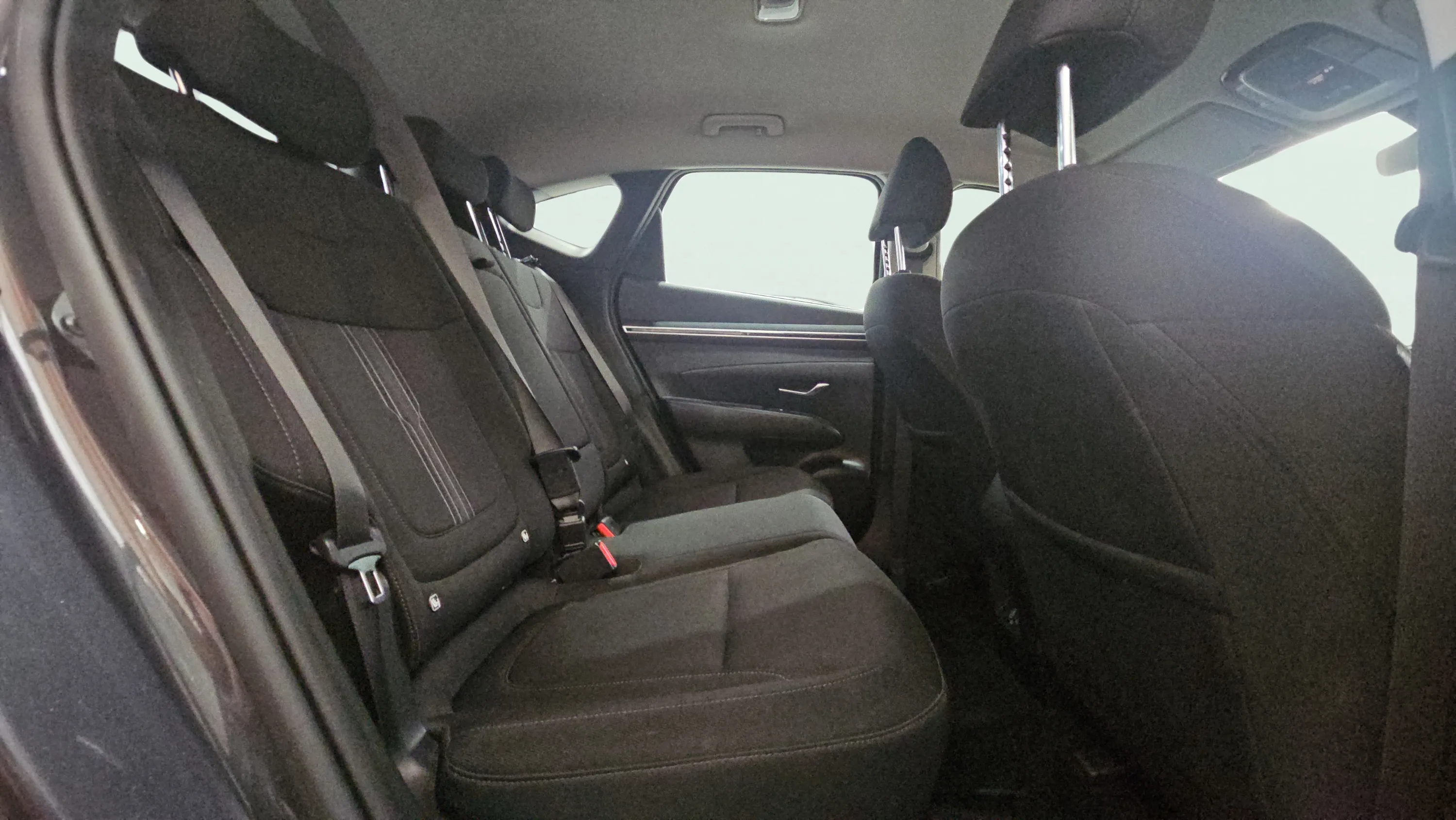 Hyundai Tucson 1.6 T-GDi PHEV Maxx 4x4 - foto 19