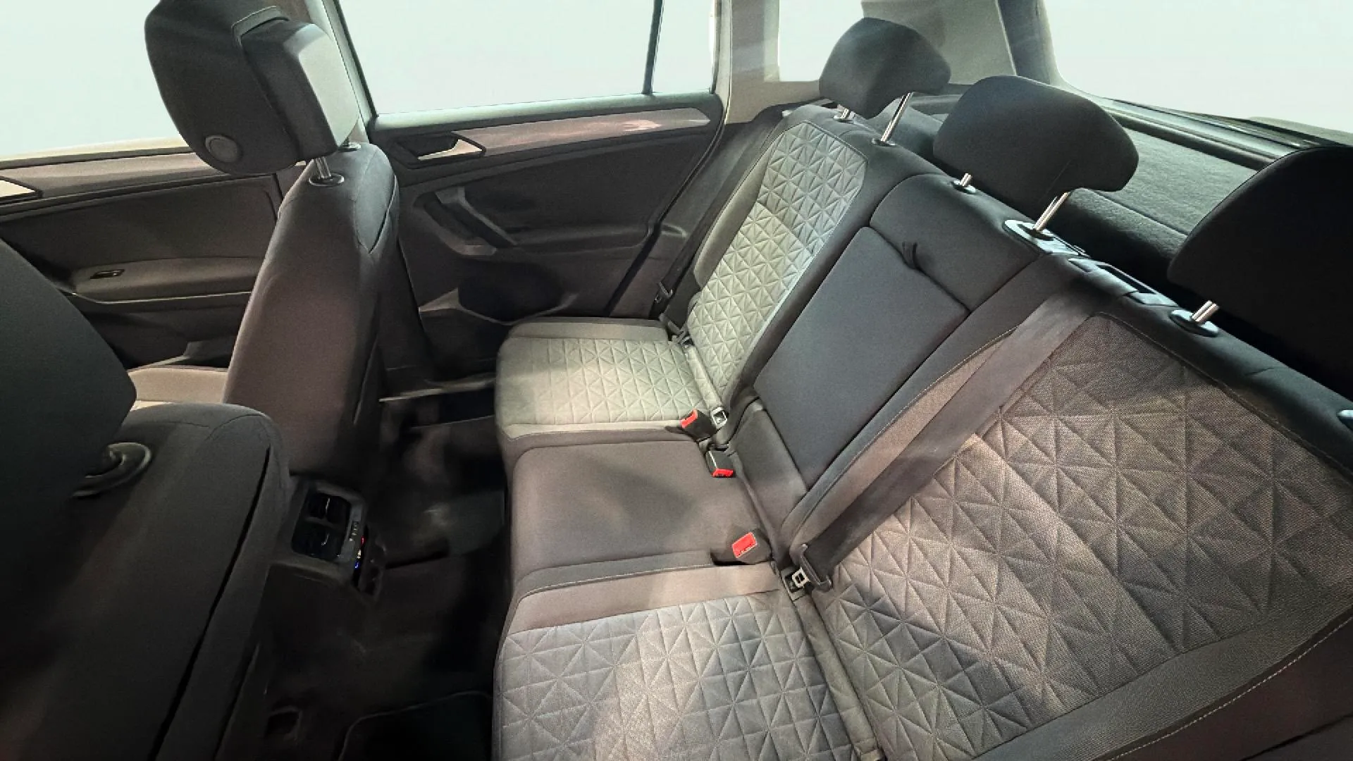 Volkswagen Tiguan Life 2.0 TDI DSG - foto 23