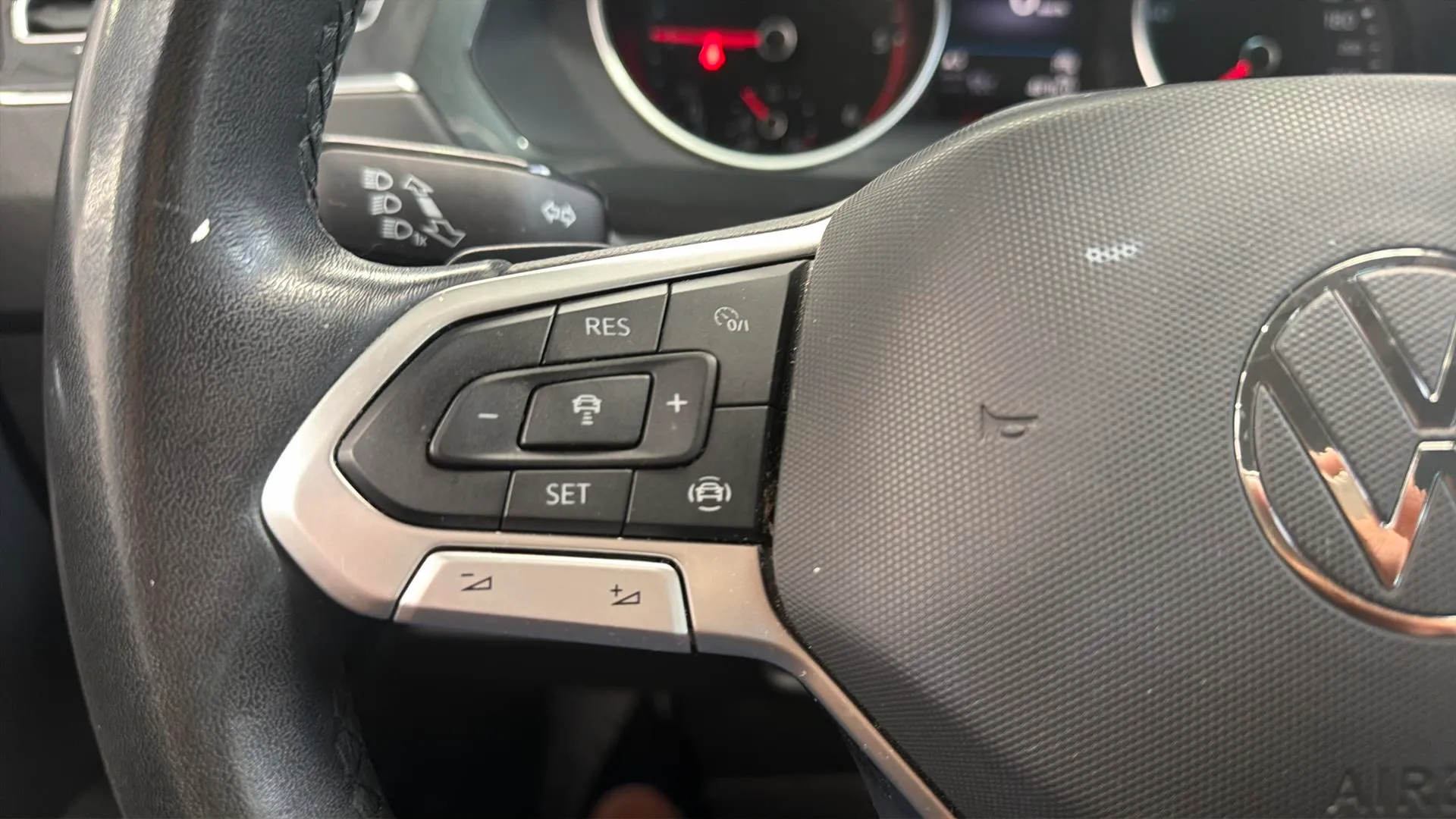 Volkswagen Tiguan Life 2.0 TDI DSG - foto 20