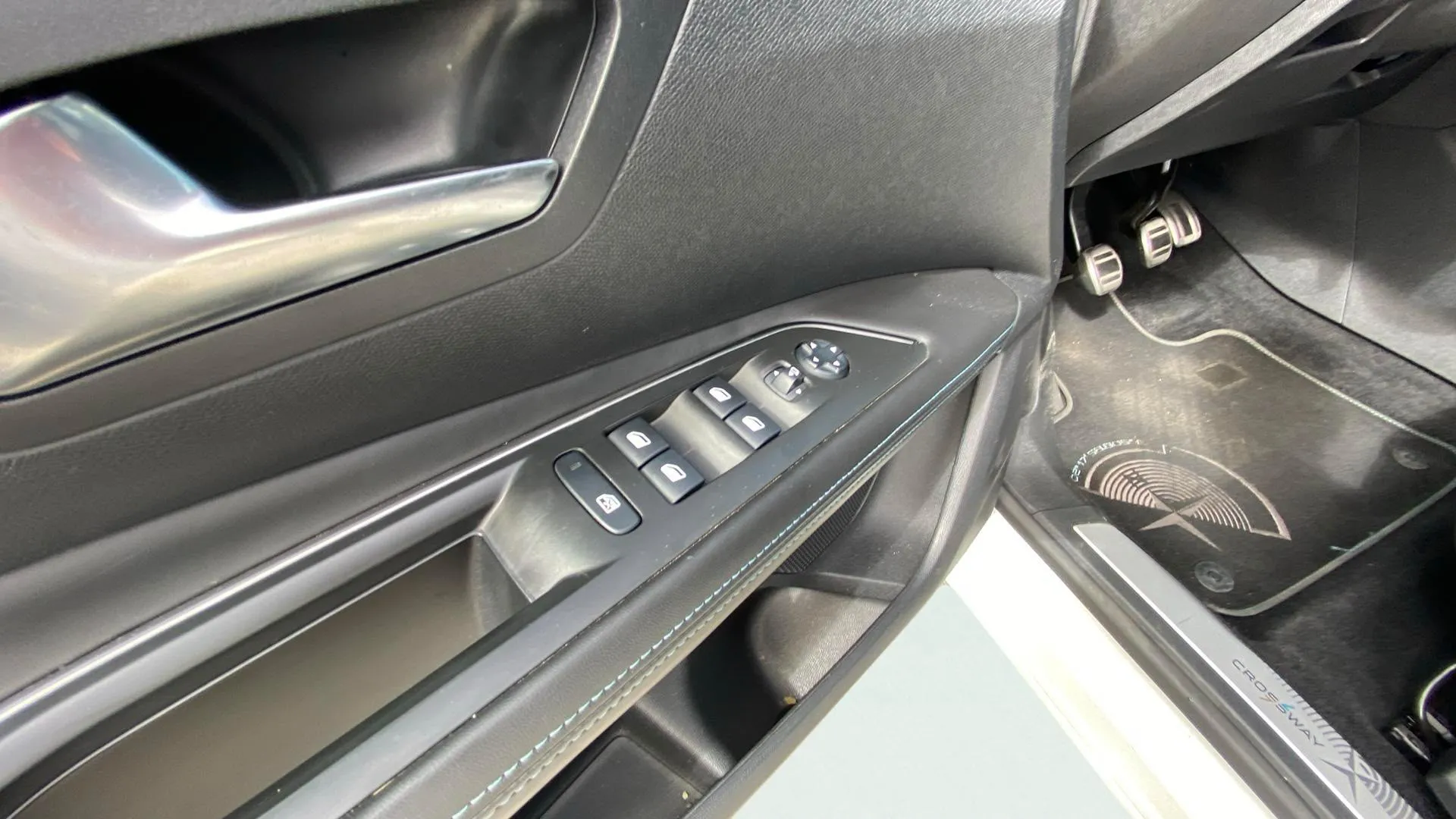 Peugeot 3008 1.5L BlueHDi Crossway - foto 25
