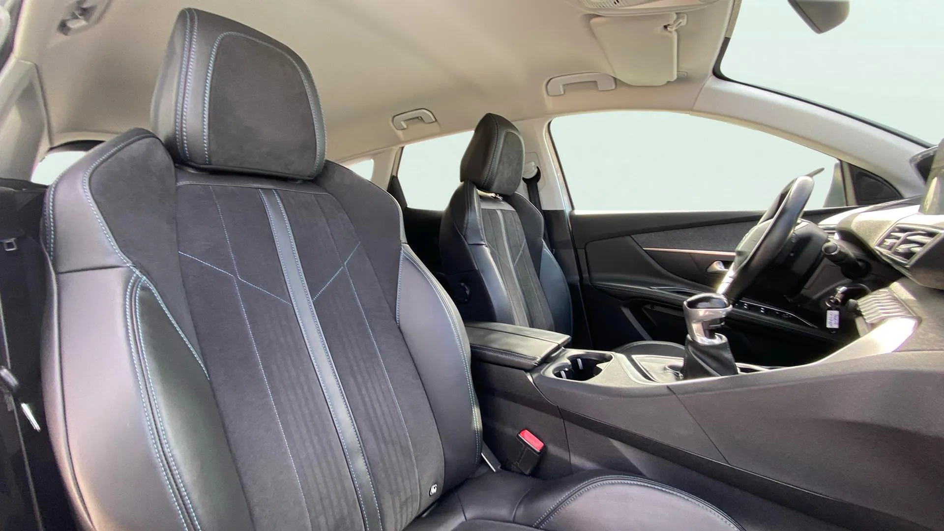 Peugeot 3008 1.5L BlueHDi Crossway - foto 21