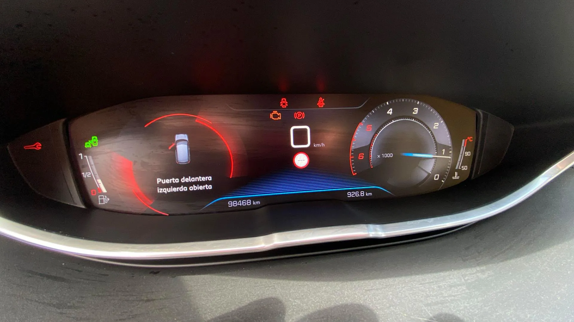 Peugeot 3008 1.5L BlueHDi Crossway - foto 9