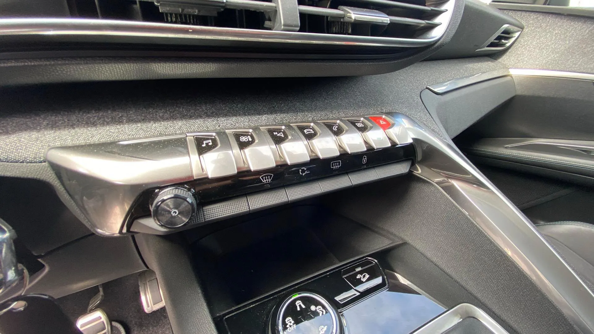 Peugeot 3008 1.5L BlueHDi Crossway - foto 17