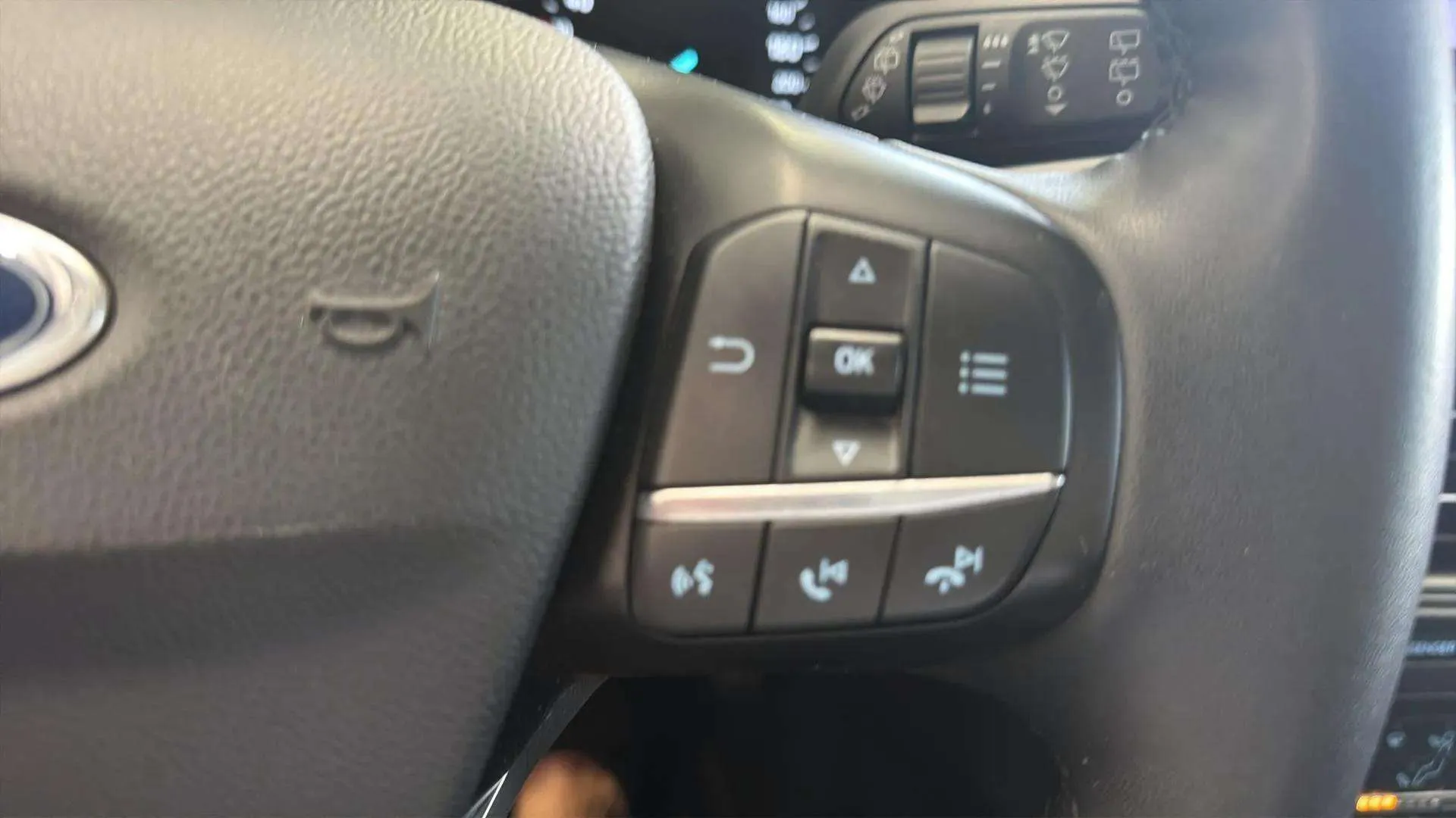 Ford Focus 1.5 EcoBlue Active SB - foto 18