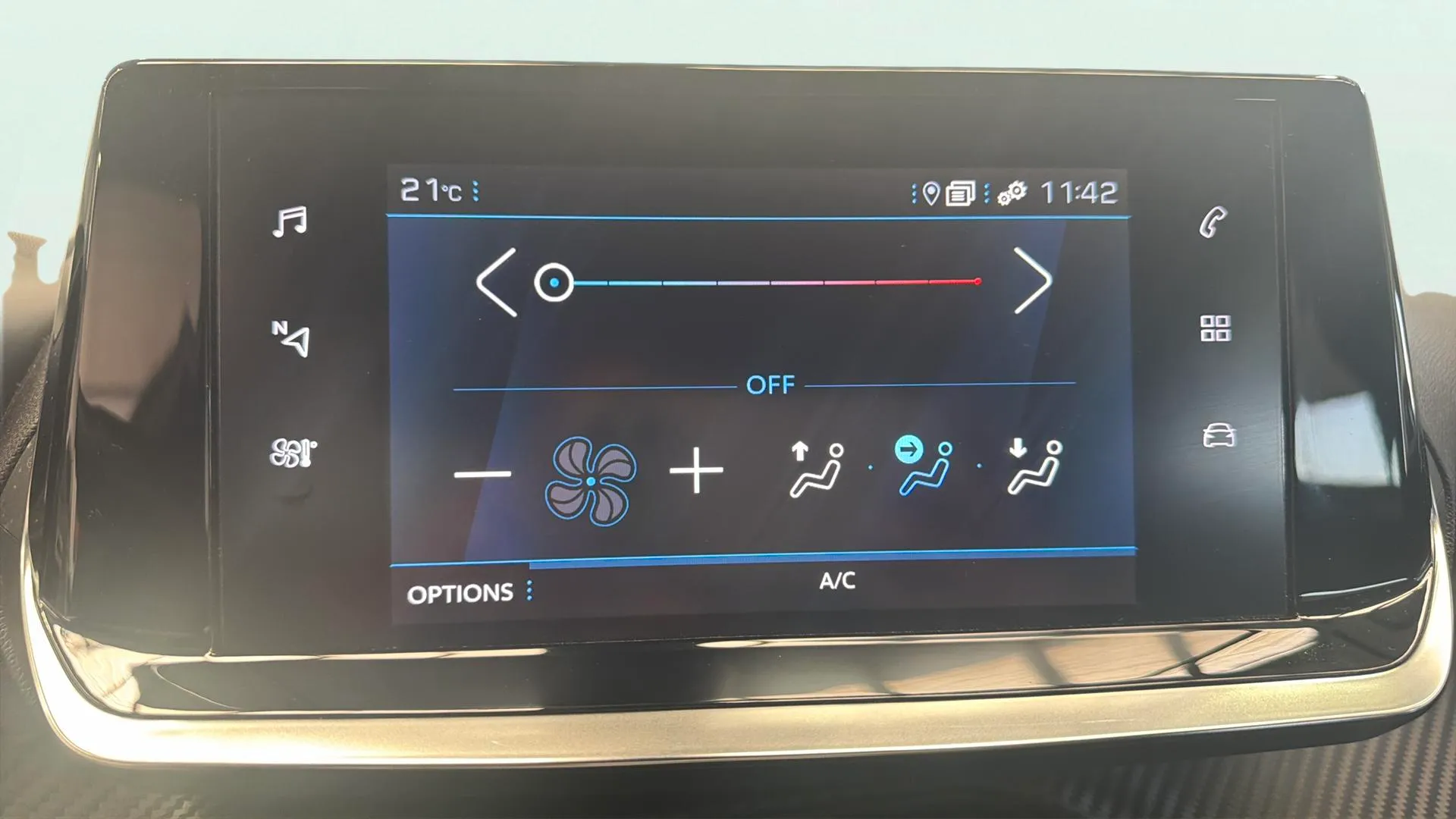 Peugeot 2008 Active BlueHDi - foto 18
