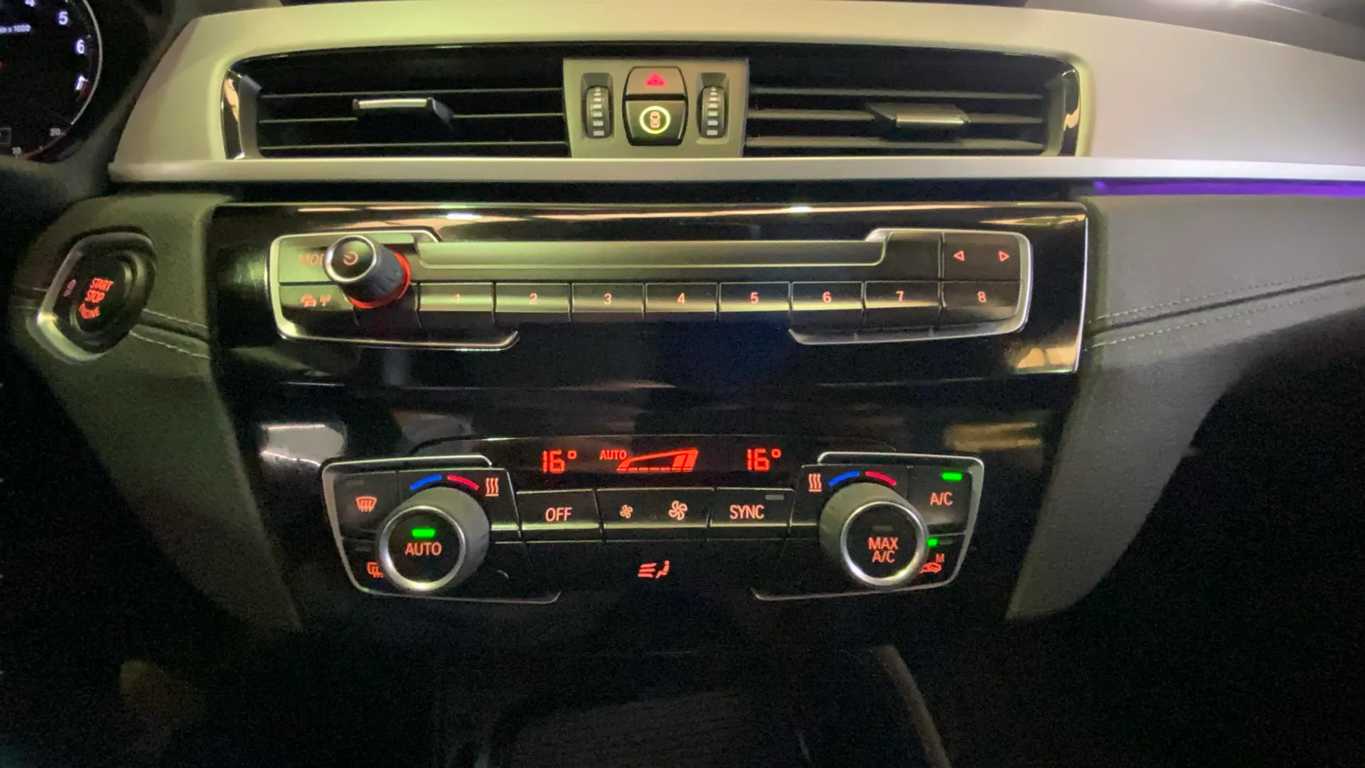 BMW X1 sDrive18i - foto 36